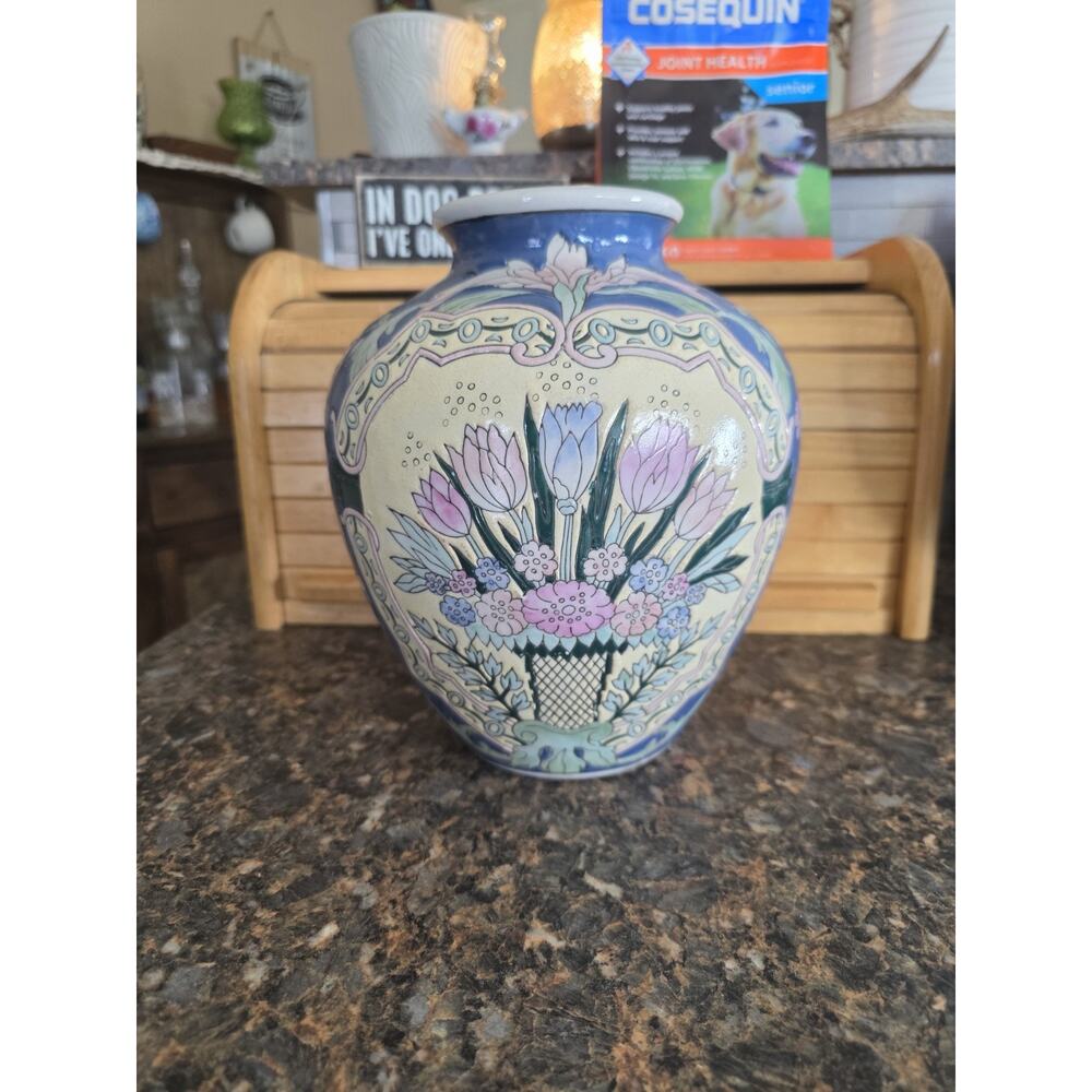 Hand Painted Chinese Floral Ceramic Vase Blue Cream Traditional Round Medium